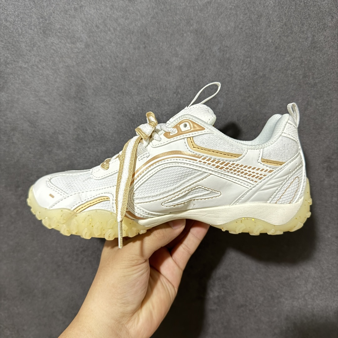 FILA斐乐 PEBBLE 薄巧鞋 舒适百搭德训 低帮 休闲城市通勤跑步鞋自老爹鞋开始流行于街头 FIL