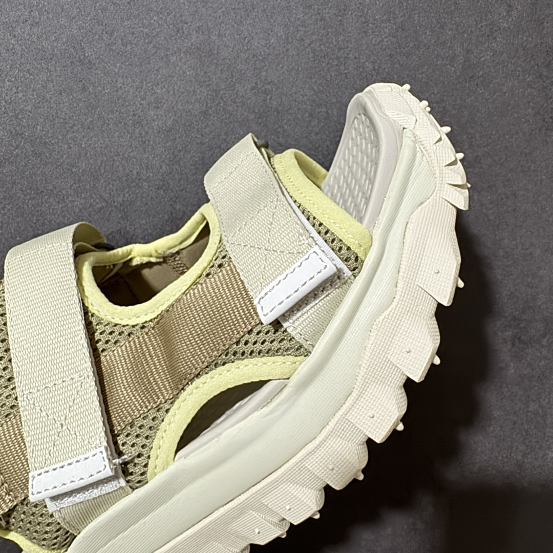 Moncler TrailgriPVela 盟可睐/蒙口露趾户外凉鞋 耐磨舒适防滑 织物材质沙滩鞋尺码：