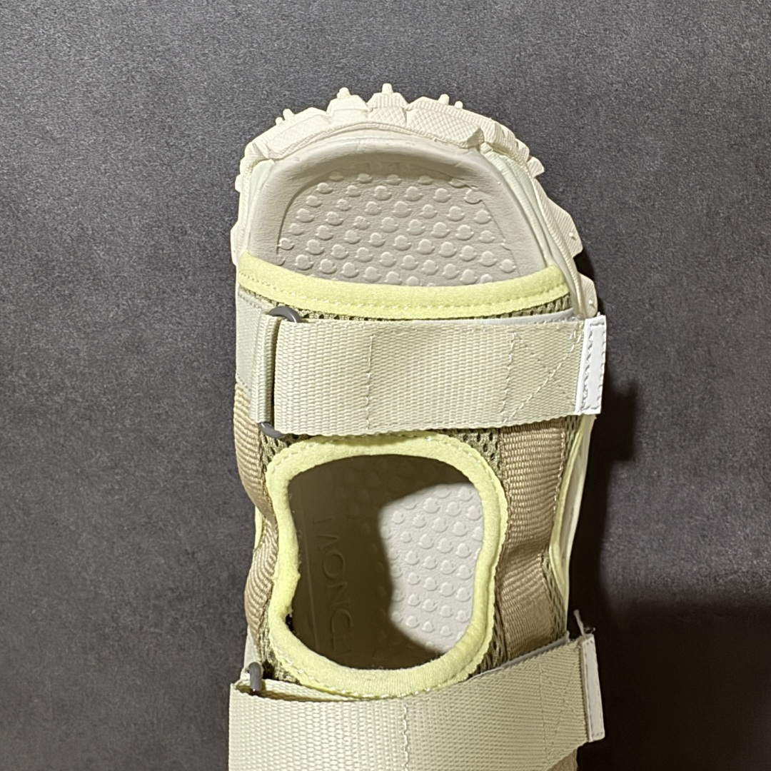 Moncler TrailgriPVela 盟可睐/蒙口露趾户外凉鞋 耐磨舒适防滑 织物材质沙滩鞋尺码：