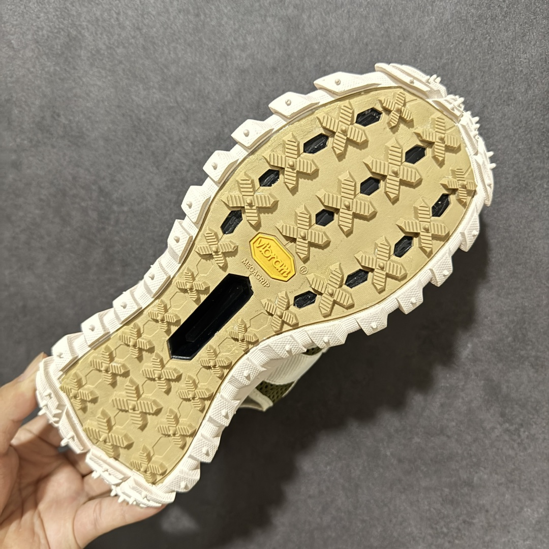 Moncler TrailgriPVela 盟可睐/蒙口露趾户外凉鞋 耐磨舒适防滑 织物材质沙滩鞋尺码：