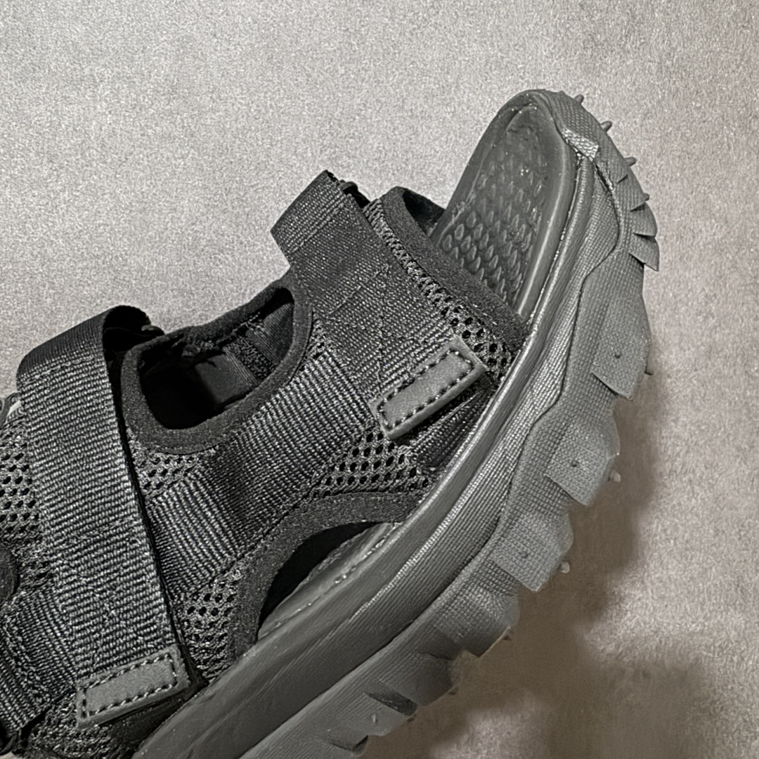 Moncler TrailgriPVela 盟可睐/蒙口露趾户外凉鞋 耐磨舒适防滑 织物材质沙滩鞋尺码：