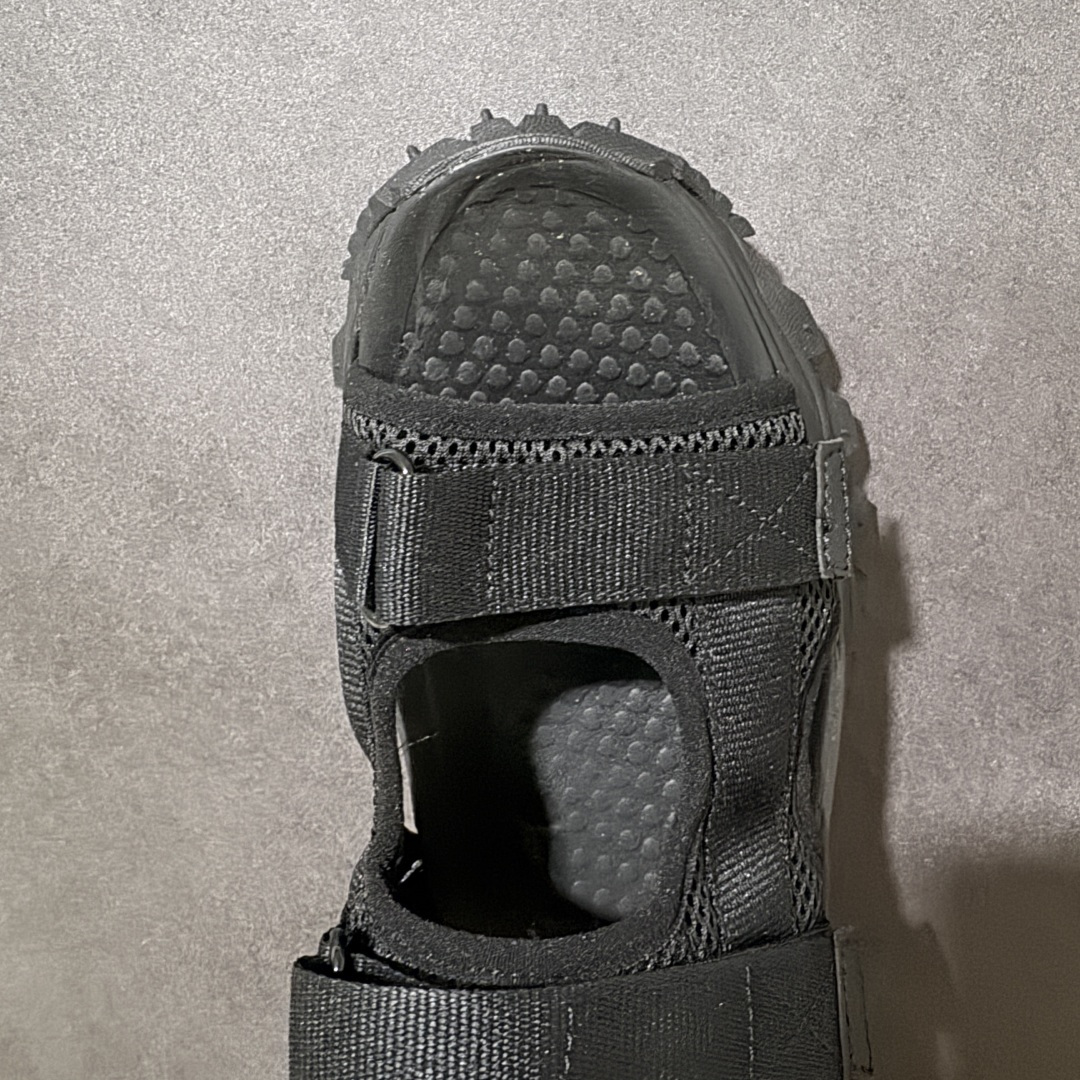 Moncler TrailgriPVela 盟可睐/蒙口露趾户外凉鞋 耐磨舒适防滑 织物材质沙滩鞋尺码：