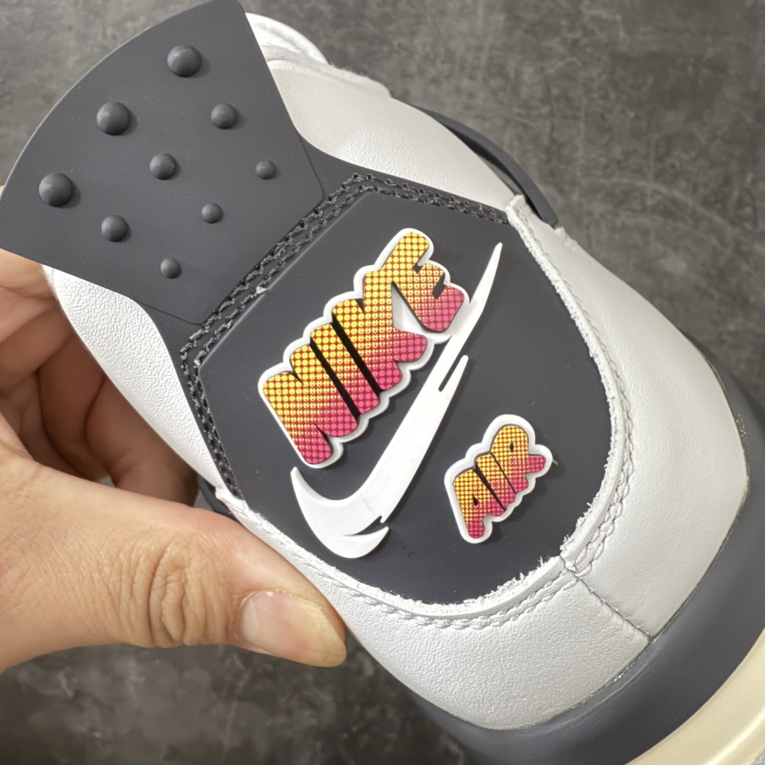 Air Jordan 4 Retro Comic 舒适贴合 支撑 复古篮球鞋 男款 AJ4白黑粉 货号J