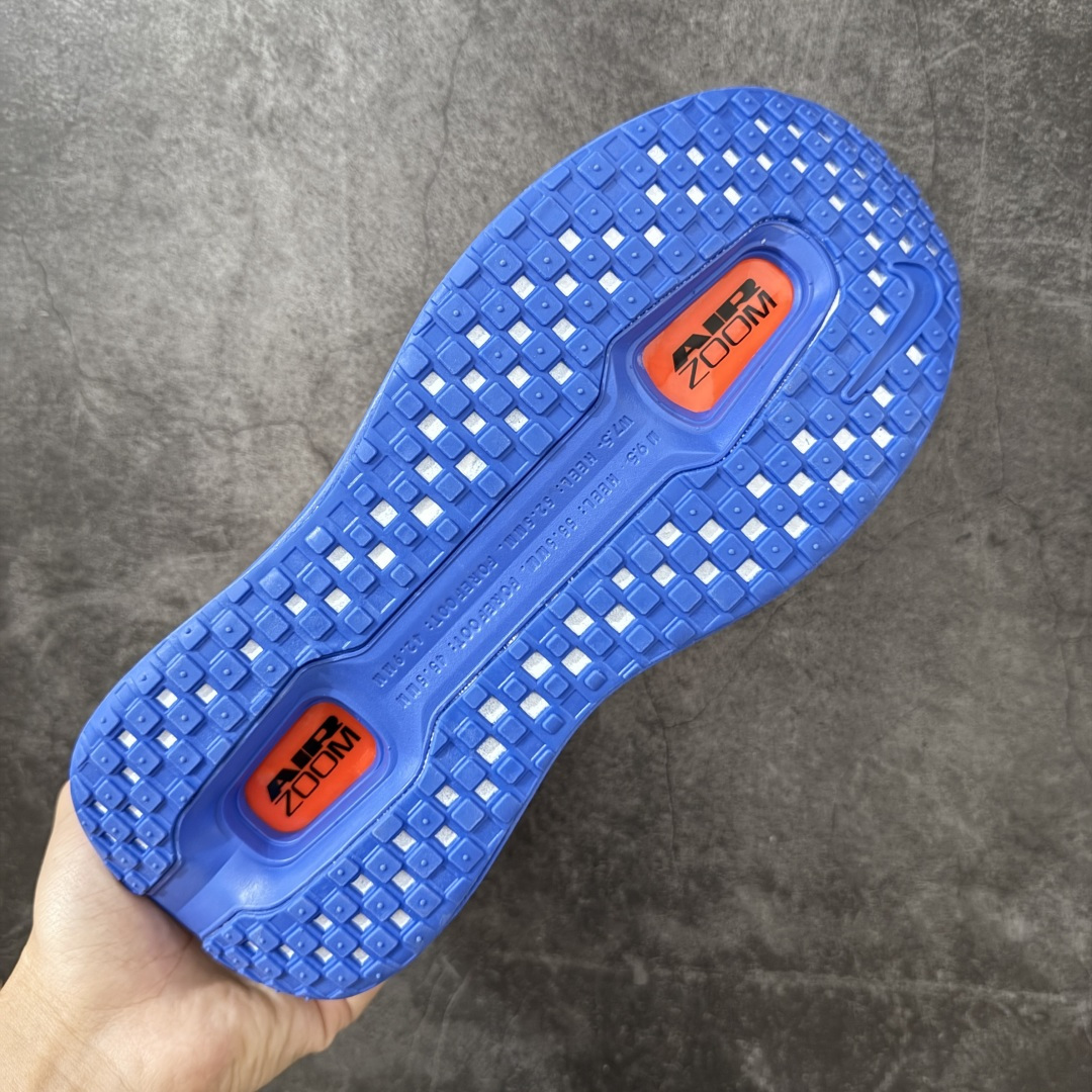 Nike VOMERO PREMIUM 耐克 舒适减震防滑 低帮跑步鞋全掌ReactX泡绵中底 前掌和后