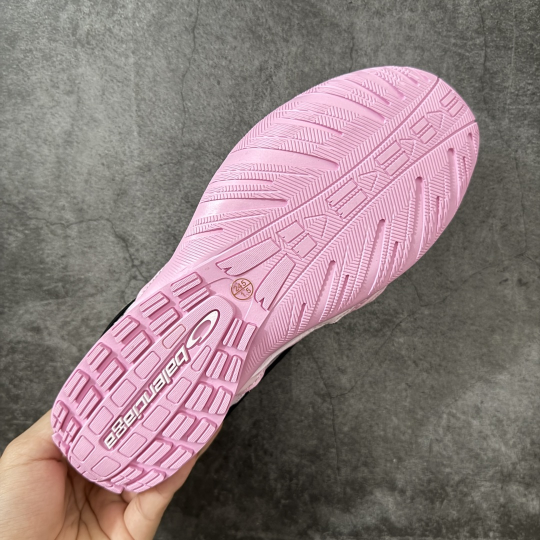 Balenciaga巴黎世家 Radar 圆头系带 做旧效果 低帮 生活休闲鞋巴黎世家25代轻薄款经典黑