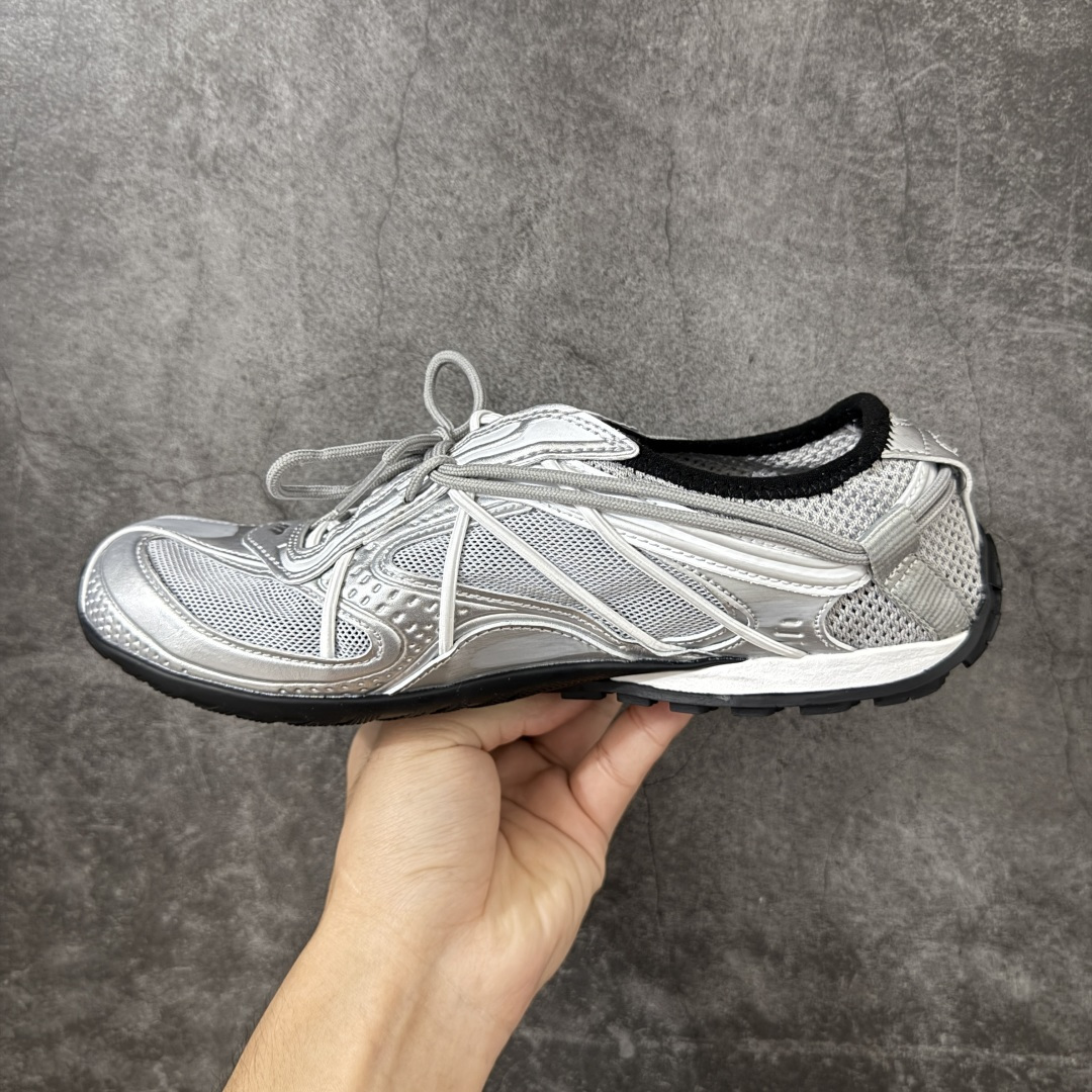 Balenciaga巴黎世家 Radar 圆头系带 做旧效果 低帮 生活休闲鞋巴黎世家25代轻薄款经典黑
