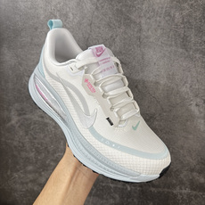 Nike VOMERO 18 GTX 耐克 舒适减震防滑 低帮跑步鞋正确组合大底 正确真正gtx防水鞋面 Nike VOMERO 18 GTX 耐克 舒适减震防滑 低帮跑步鞋正确组合大底 正确真正gtx防水鞋面