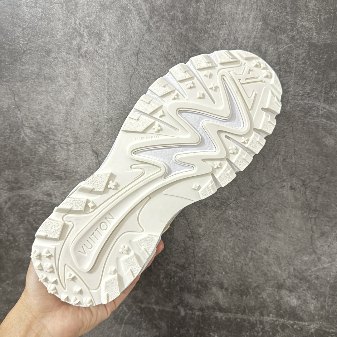 LV Tatic系列 休闲 跑步鞋Lv Tatic Runner 向1990年代的汲取灵感，再掀运动美学