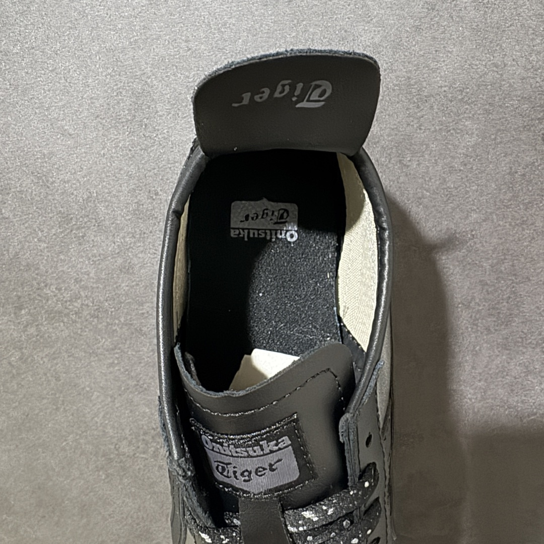 图片[6]-【公司级】Onitsuka Tiger鬼塚虎 Mexico 66 舒适百搭 经典复古 耐磨透气 低帮 休闲 跑步鞋 男女同款 鬼冢虎经典复古休闲鞋，复古鞋型永不过时。皮革拼翻毛皮鞋面质感出众，标志性撞色虎爪条纹极具辨识度，生胶大底轻便防滑。百搭低帮版型，轻松驾驭各类日常穿搭，是复古风穿搭不可缺少的单品。 货号：1183C102-002 尺码：36 37 37.5 38 39 39.5 40 40.5 41 42 42.5 43.5 44 45-选品中心