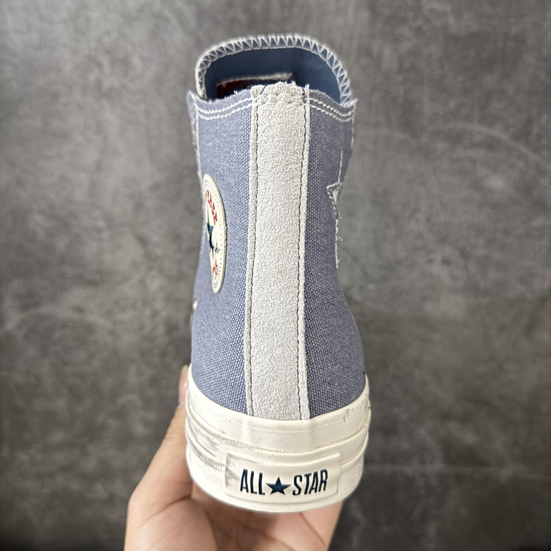 图片[4]-【公司级】Madhappy x Converse Chuck 70 联名 匡威官方 舒适贴合高帮男女同款帆布鞋 Converse 携手洛杉矶服饰品牌Madhappy，将其加州式乐观主义精神与经典设计相结合，推出三款独特配色 Chuck 70 限定联名鞋款。 鞋款采用水洗重磅帆布、做旧包边与翻毛皮后跟构成主要结构层次，并在鞋外侧加入 Madhappy 标志性的麂皮星形标识，鞋舌以编织标签强化品牌识别，内侧搭配毛毡圆标形成对照关系。黑、白与蓝灰三款中性配色覆盖多场景穿着需求，在复古形态上延展更多材料感受。 货号：A19147C 黑色 货号：A19149C 白色 货号：A19148C 灰蓝 尺码：35 36 36.5 37 37.5 38 39 39.5 40 41 41.5 42 42.5 43 44-选品中心