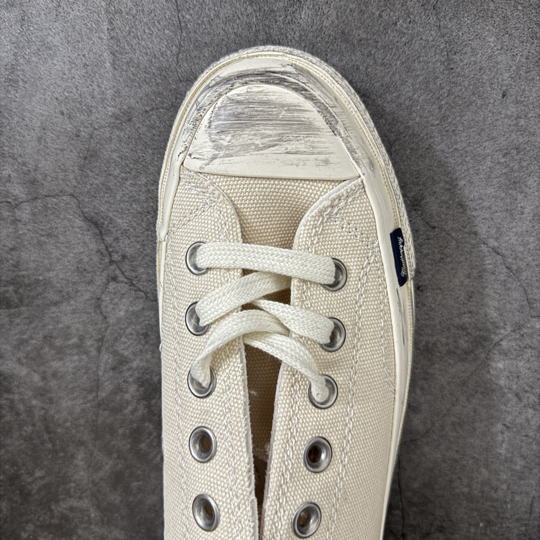 图片[5]-【公司级】Madhappy x Converse 1970s 联名 匡威官方 复古休闲做旧帆布鞋 Converse 携手洛杉矶服饰品牌Madhappy，将其加州式乐观主义精神与经典设计相结合，推出三款独特配色 Chuck 70 限定联名鞋款。 鞋款采用水洗重磅帆布、做旧包边与翻毛皮后跟构成主要结构层次，并在鞋外侧加入 Madhappy 标志性的麂皮星形标识，鞋舌以编织标签强化品牌识别，内侧搭配毛毡圆标形成对照关系。几款配色覆盖多场景穿着需求，在复古形态上延展更多材料感受。 货号：A20356C 米低 尺码：35 36 36.5 37 37.5 38 39 39.5 40 41 41.5 42 42.5 43 44-选品中心
