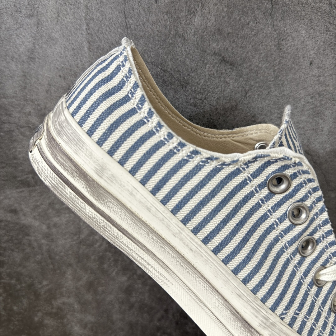 图片[7]-【公司级】Madhappy x Converse 1970s 联名 匡威官方 复古休闲做旧帆布鞋 Converse 携手洛杉矶服饰品牌Madhappy，将其加州式乐观主义精神与经典设计相结合，推出三款独特配色 Chuck 70 限定联名鞋款。 鞋款采用水洗重磅帆布、做旧包边与翻毛皮后跟构成主要结构层次，并在鞋外侧加入 Madhappy 标志性的麂皮星形标识，鞋舌以编织标签强化品牌识别，内侧搭配毛毡圆标形成对照关系。几款配色覆盖多场景穿着需求，在复古形态上延展更多材料感受。 货号：A20368C 条纹 尺码：35 36 36.5 37 37.5 38 39 39.5 40 41 41.5 42 42.5 43 44-选品中心