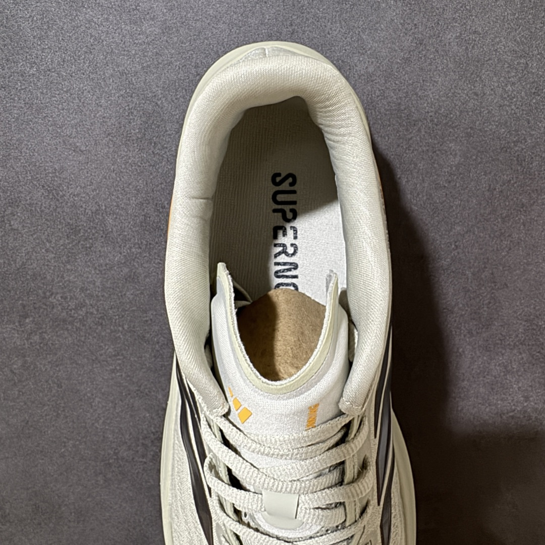 图片[6]-【公司级】ADIDAS SUPERNOVA RISE 4M 防滑耐磨舒适跑步鞋 采用Dreamstrike+中底，力求为触地添舒适。搭配实穿Adiwear外底，助你扎实踩地、从容迈步。• 常规版型• 系带设计• 三明治网眼鞋面• Support Rods系统• Dreamstrike+中底• Adiwear外底。 货号：LB0182 尺码：40-45-选品中心