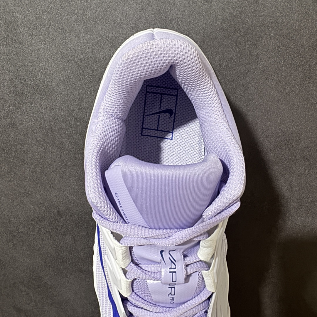 图片[6]-【公司级】Nike W Zoom Vapor Pro 3 HC 亮橙银标专业硬地网球运动鞋 通体高密锁纱耐磨工程网布，立体编织结构抗撕裂抗拉伸，细密网孔快速排汗，长时间对抗训练不闷脚；金属银反光 Swoosh 标识，亮眼荧光橙整鞋配色，视觉冲击力强。 内置 Zoom 气垫分层中底，前后掌均衡缓震回弹，侧边加宽稳定支撑块，网球急停、横向滑步有效防崴脚，减轻膝盖与足底冲击；加厚海绵鞋领 + 一体式弹力鞋舌，牢牢锁定脚踝不晃脚。 硬地专用分段人字深纹橡胶外底，加厚耐磨橡胶层，适配塑胶硬地球场，防滑抓地不易侧滑；鞋头加固防撞包边，对抗磕碰不变形，配套橙色 NIKE 原厂鞋盒，全套标签细节完整还原。 高活力荧光橙配色，适配网球训练、羽毛球、健身慢跑、日常通勤，男女同款专业赛场多功能训练运动鞋。 货号：FZ2158-500 尺码：36-45-选品中心
