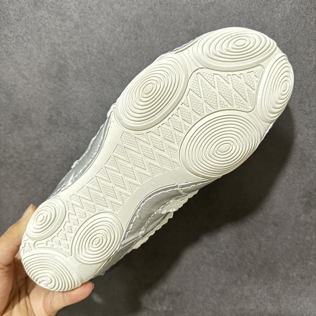 图片[9]-【公司级】ASICS Hypersync 薄底鞋 德训鞋 时尚经典透气包裹性轻便 低帮 生活体闲鞋 男女同款复古 以复古之名 解锁街头新表达 复刻摔跤鞋包裏感低帮薄底，颜值与脚感并存 交叉绑带 未来感流线型设计.对运动美学的重新解构 大底提供良好的缓冲性能强 货号：1203B146-100 尺码：36 37 37.5 38 39 39.5 40.5 41.5-选品中心