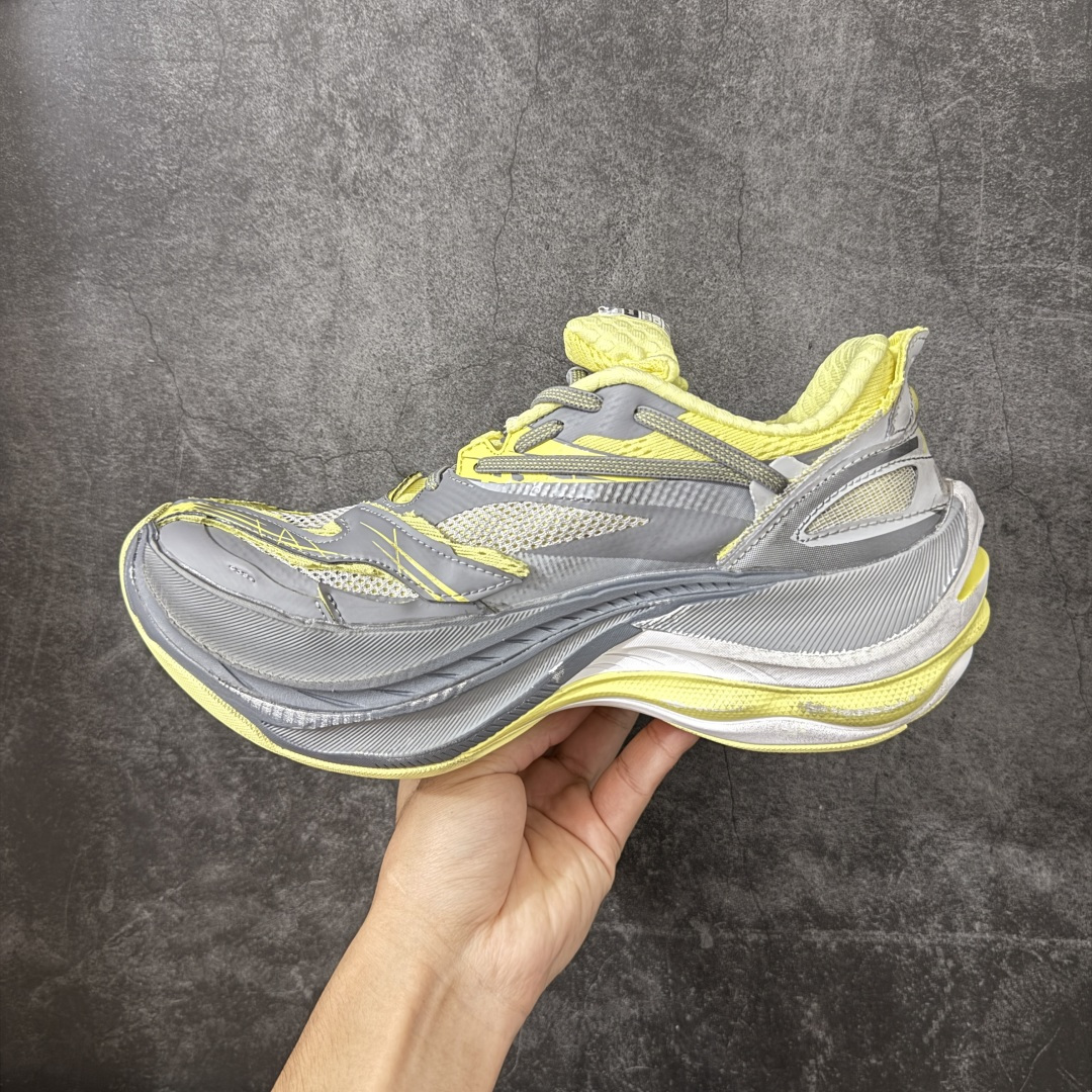 图片[2]-【i8纯原】Balenciaga巴黎世家26代 Jet 压纹印花 圆头厚底4.25cm 低帮 老爹鞋 男女款 市场老牌巴黎世家大厂出品 品质价格无需多言 原鞋原材料打造 一比一细节还原 此款相对之前款式轻质很多 超厚鞋底增高4-5cm 高街风格 尺码：35-46-选品中心
