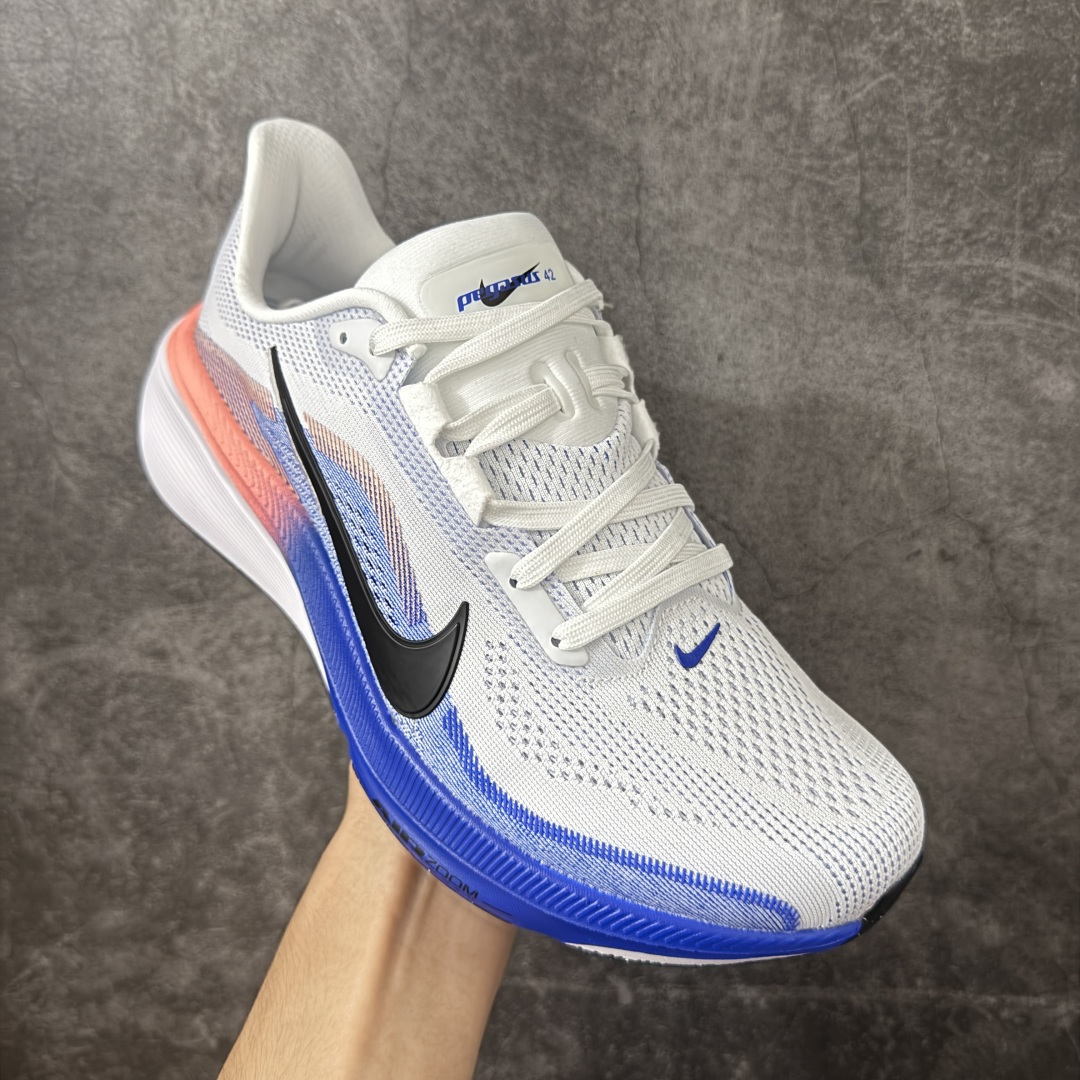 图片[3]-【RS纯原】Nike Air Zoom Pegasus 42 登月42代超级飞马系列马拉松跑步鞋 IB1873-105 平台专供 充正品质 原材料打造 中底搭载前Zoom+全掌React配置 全部原鞋开发打造 所有细节全部同步原版 全新一代拥有 Zoom Air 一如既往的稳定感和流畅感 鞋面采用工程网眼设计 为特定高热区域营造出色透气性 进一步增加鞋面的穿孔数量 让足部能够快速散热 中足搭配 Flywire 飞线 在高速运动时营造舒适稳定的贴合感 内置Zoon气垫加持 动力十足！ 尺码： 36-46-选品中心