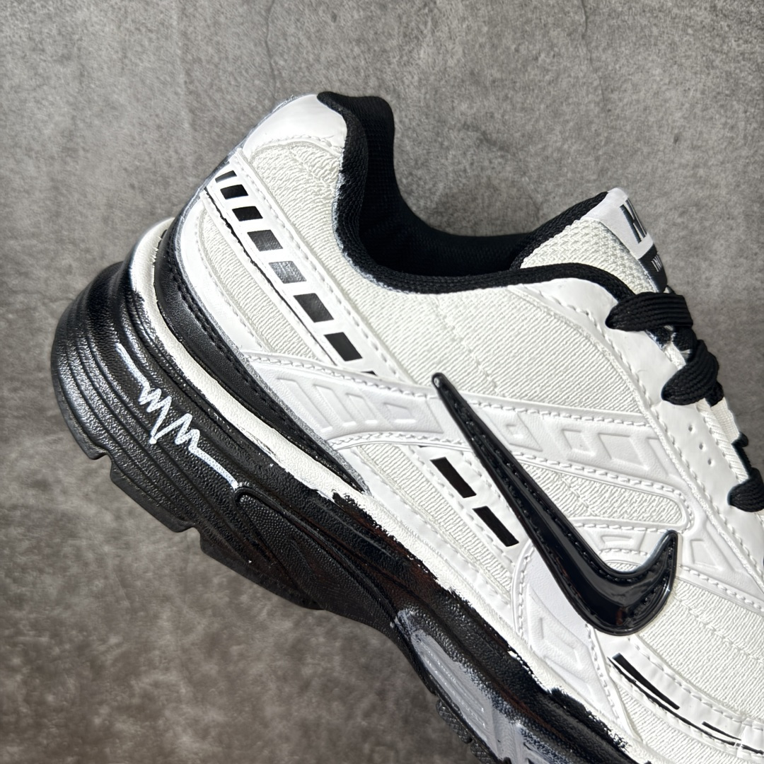 图片[7]-【手绘定制版】Nike V5 RNR 手工绘制恶作剧涂鸦 复古做旧 解构绑带 舒适百搭防滑耐磨 低帮跑步鞋 此款为人工手绘定制图案 原版基于Nike RNR 修改款 加以创意定制 完美品质做工 个性十足 原厂原档案数据开发 原盒包装 舒适有型适合日常穿着 该鞋款延续千禧年经典设计搭载泡绵中底厚实而轻盈 匠心细节巧搭立体耐克勾标志焕新演绎复古跑鞋 货号：FQ6873-101 尺码：36-45带半码-选品中心