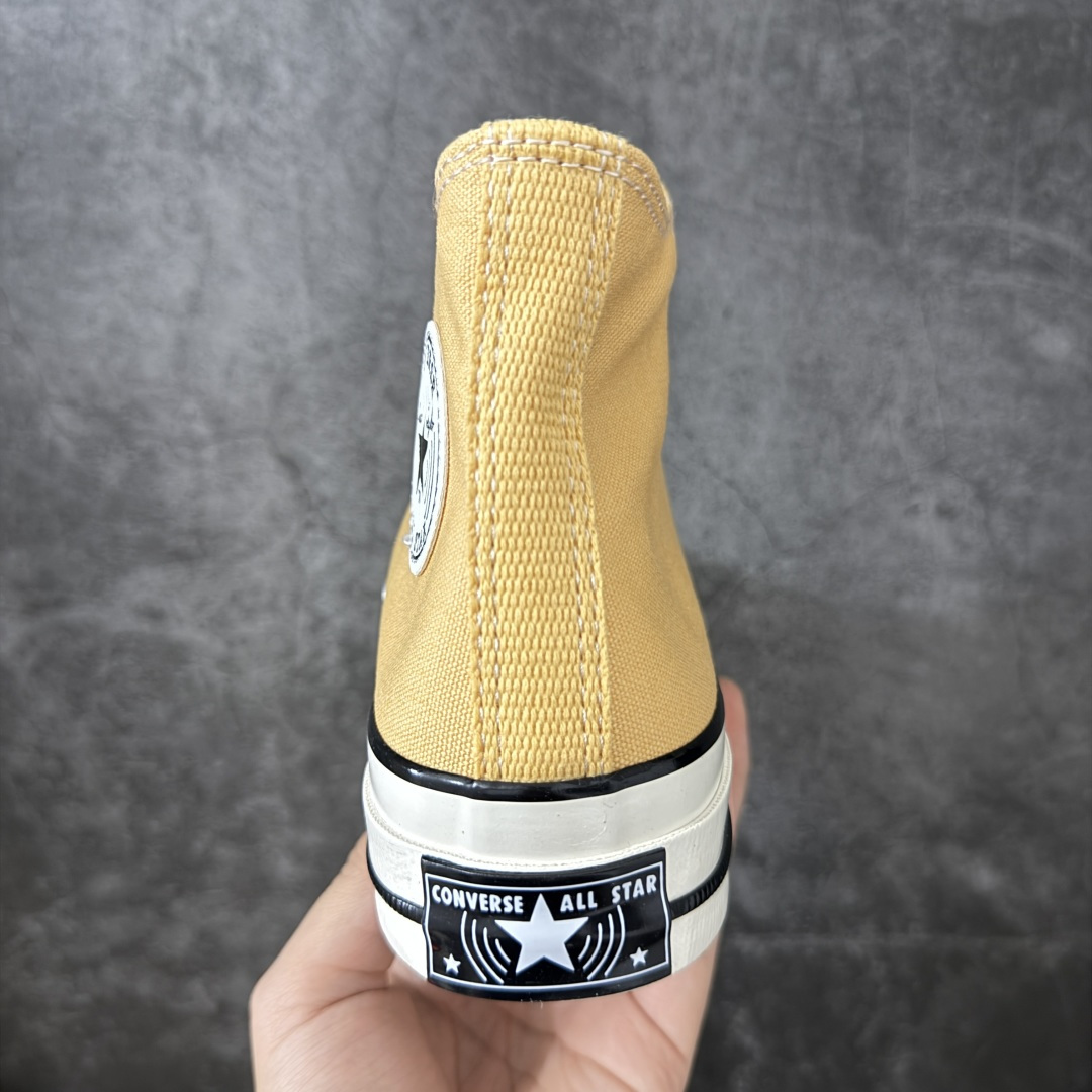 图片[4]-【虎扑2.0小头版】 Converse CHUCK 70 X 匡威1970s 舒适运动 高帮 帆布鞋 男女同款 A24233C 全新开发 不仅仅为小鞋头 细节 材料 做工 全方位升级 经典永不过时 十年老厂出品 平台正品订单 超稳定的品控清洁度 全套原厂材料配置 原厂硫化工艺 油性扁平尖头 原厂楦头纸板数据 一体化超软蓝底加持 超软EVA鞋垫 后掌灰色缓震胶 脚感一比一还原 耐磨橡胶大底 越南产内外标 原盒黑色吊牌 超高清洁度 随意冲正 如有更好白送 尺码：35 36 36.5 37 37.5 38 39 39.5 40 41 41.5 42 42.5 43 44-选品中心