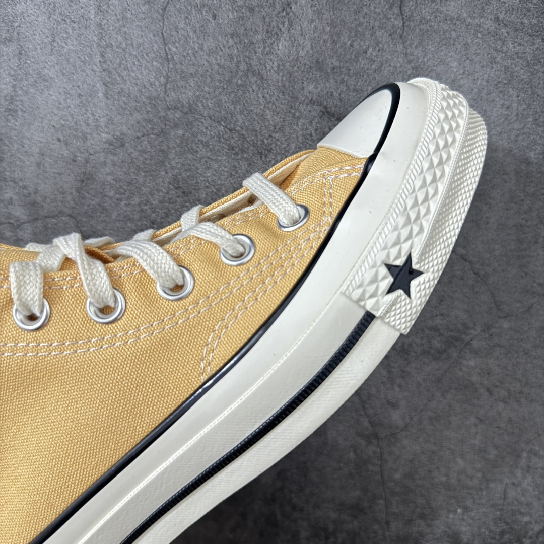图片[6]-【虎扑2.0小头版】 Converse CHUCK 70 X 匡威1970s 舒适运动 高帮 帆布鞋 男女同款 A24233C 全新开发 不仅仅为小鞋头 细节 材料 做工 全方位升级 经典永不过时 十年老厂出品 平台正品订单 超稳定的品控清洁度 全套原厂材料配置 原厂硫化工艺 油性扁平尖头 原厂楦头纸板数据 一体化超软蓝底加持 超软EVA鞋垫 后掌灰色缓震胶 脚感一比一还原 耐磨橡胶大底 越南产内外标 原盒黑色吊牌 超高清洁度 随意冲正 如有更好白送 尺码：35 36 36.5 37 37.5 38 39 39.5 40 41 41.5 42 42.5 43 44-选品中心