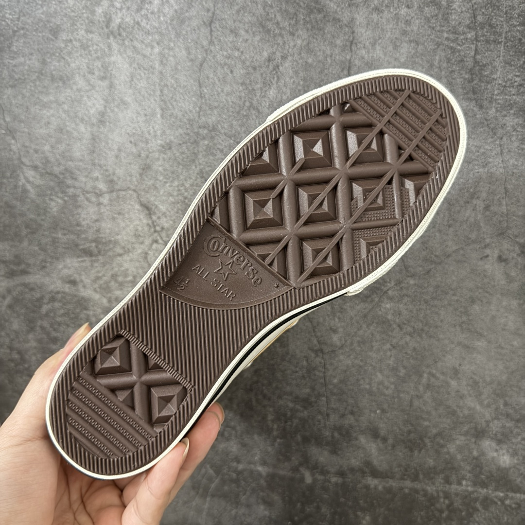 图片[9]-【虎扑2.0小头版】 Converse CHUCK 70 X 匡威1970s 舒适运动 高帮 帆布鞋 男女同款 A24233C 全新开发 不仅仅为小鞋头 细节 材料 做工 全方位升级 经典永不过时 十年老厂出品 平台正品订单 超稳定的品控清洁度 全套原厂材料配置 原厂硫化工艺 油性扁平尖头 原厂楦头纸板数据 一体化超软蓝底加持 超软EVA鞋垫 后掌灰色缓震胶 脚感一比一还原 耐磨橡胶大底 越南产内外标 原盒黑色吊牌 超高清洁度 随意冲正 如有更好白送 尺码：35 36 36.5 37 37.5 38 39 39.5 40 41 41.5 42 42.5 43 44-选品中心
