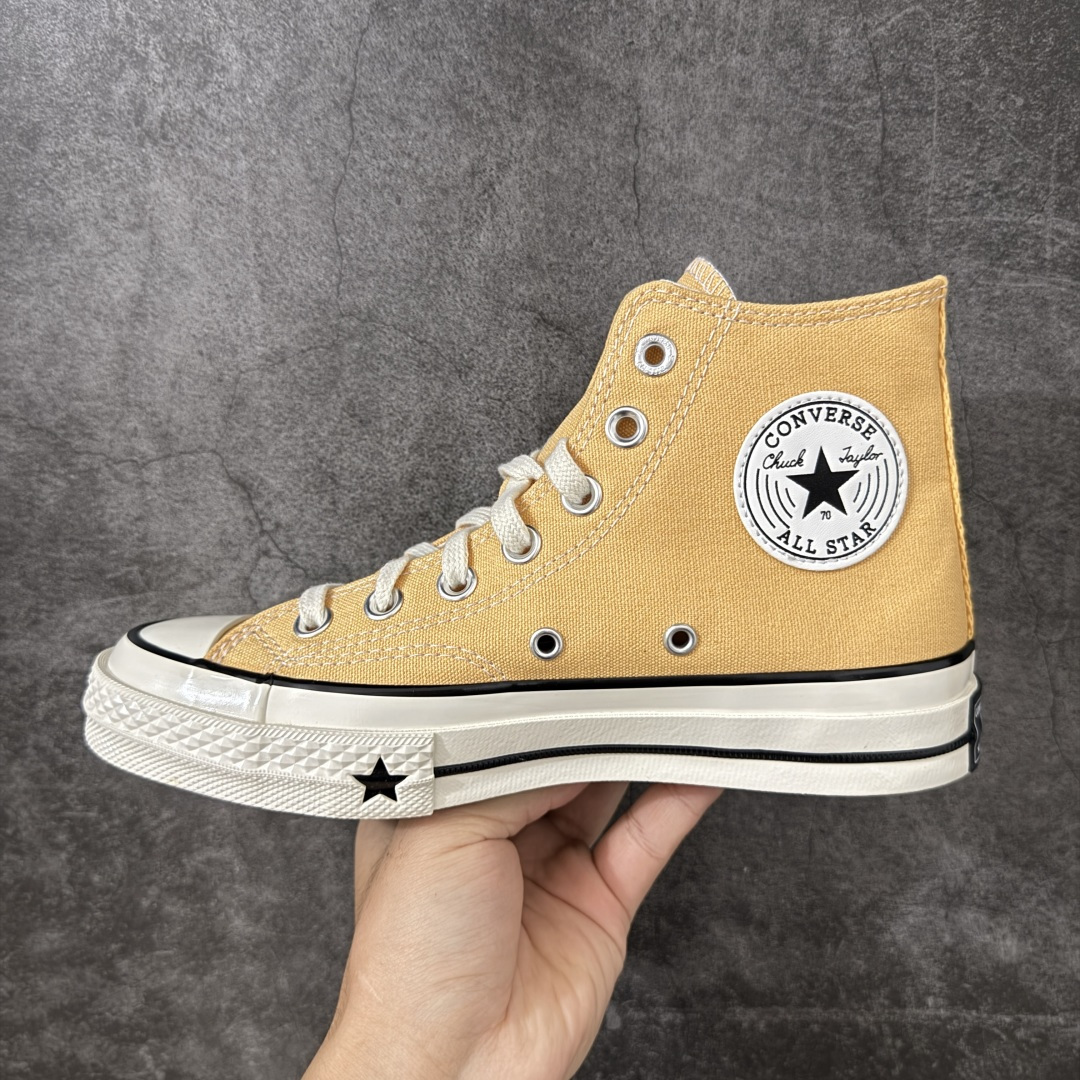 图片[2]-【虎扑2.0小头版】 Converse CHUCK 70 X 匡威1970s 舒适运动 高帮 帆布鞋 男女同款 A24233C 全新开发 不仅仅为小鞋头 细节 材料 做工 全方位升级 经典永不过时 十年老厂出品 平台正品订单 超稳定的品控清洁度 全套原厂材料配置 原厂硫化工艺 油性扁平尖头 原厂楦头纸板数据 一体化超软蓝底加持 超软EVA鞋垫 后掌灰色缓震胶 脚感一比一还原 耐磨橡胶大底 越南产内外标 原盒黑色吊牌 超高清洁度 随意冲正 如有更好白送 尺码：35 36 36.5 37 37.5 38 39 39.5 40 41 41.5 42 42.5 43 44-选品中心