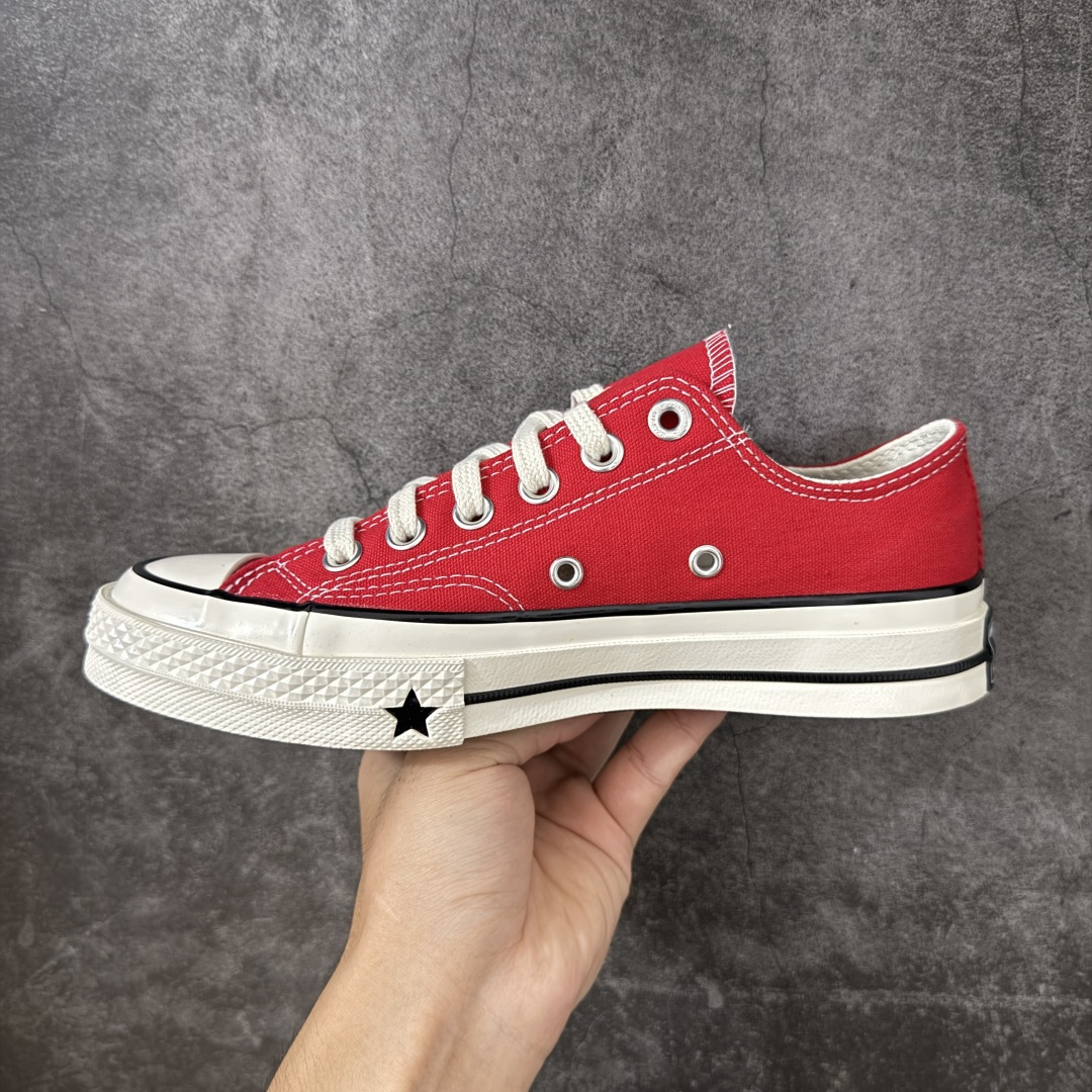 图片[2]-【虎扑2.0小头版】 Converse CHUCK 70 X 匡威1970s 舒适运动 高帮 帆布鞋 男女同款 A24235C 全新开发 不仅仅为小鞋头 细节 材料 做工 全方位升级 经典永不过时 十年老厂出品 平台正品订单 超稳定的品控清洁度 全套原厂材料配置 原厂硫化工艺 油性扁平尖头 原厂楦头纸板数据 一体化超软蓝底加持 超软EVA鞋垫 后掌灰色缓震胶 脚感一比一还原 耐磨橡胶大底 越南产内外标 原盒黑色吊牌 超高清洁度 随意冲正 如有更好白送 尺码：35 36 36.5 37 37.5 38 39 39.5 40 41 41.5 42 42.5 43 44-选品中心