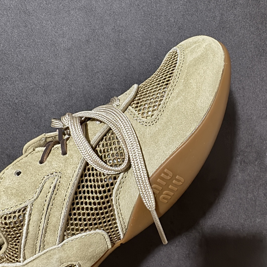 图片[8]-【公司级】MiuMiu缪缪 x New Balance NB530 联名复古运动休闲阿甘德训鞋 顶级礼盒版本 内里：原版进口羊皮里 鞋底：原版开模防滑生胶底 货号： ECAP523159B 尺码：36 36.5 37.5 38 38.5 39 40 40.5 41 42 42.5 43 44 44.5 45-选品中心