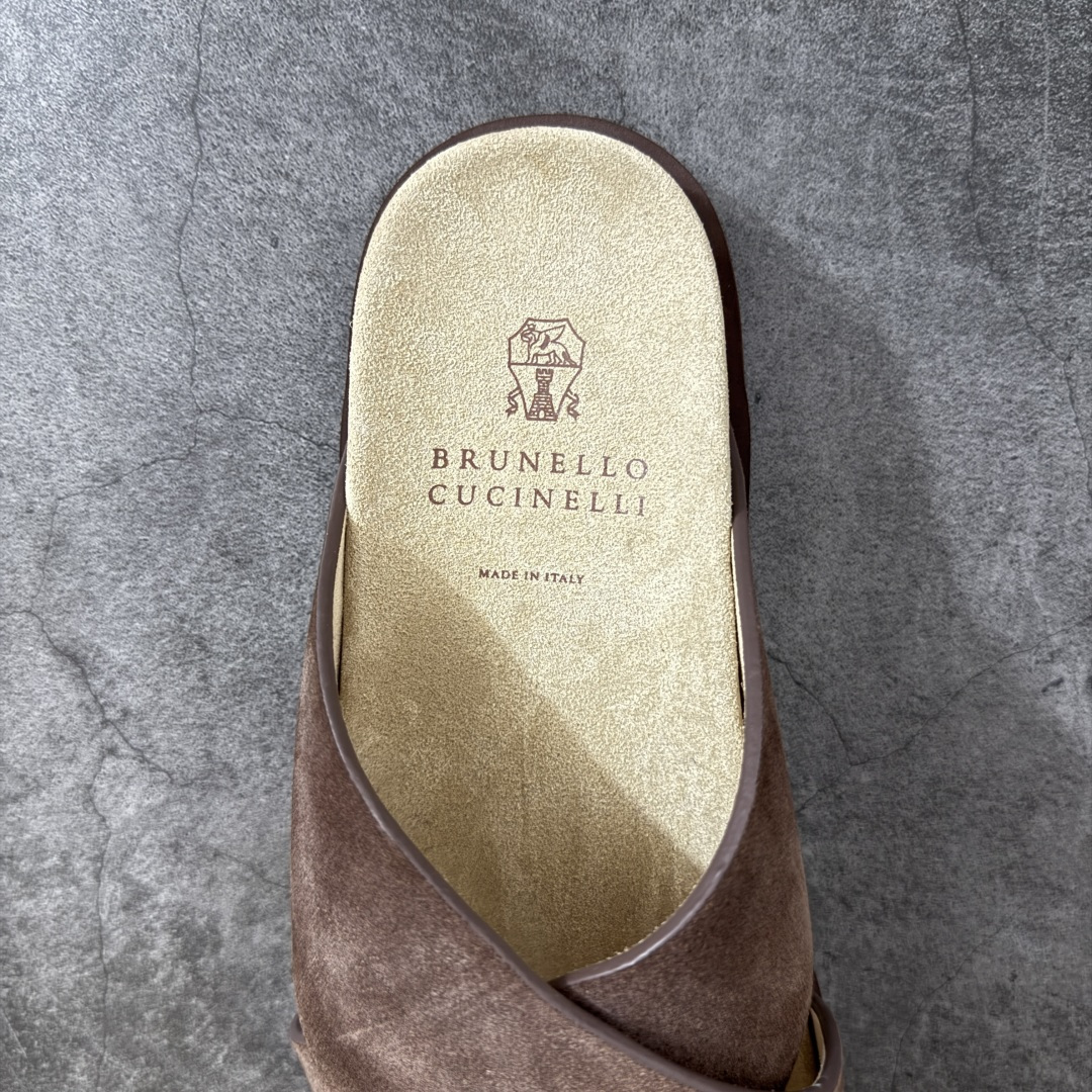 图片[8]-【海淘专柜版】顶奢老钱品牌 Brunello Cucinelli 26S 布鲁内洛.库奇内利 BC 绒面革一字交叉拖鞋 该品牌是来自意大利的世界顶级老钱奢侈品牌 原版开发打造 私模组合大底 高端零售海淘代购专供品质 尺码：39 40 41 42 43 44 45 46-选品中心