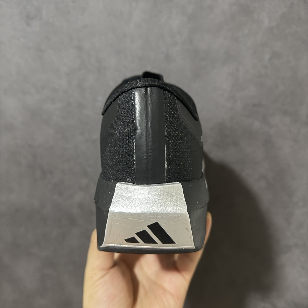 图片[4]-【公司级】AD ADIZERO EVO SL 2 阿迪超轻透气缓震跑鞋 以令人难以置信的138克重量，刷新了跑鞋轻量化的记录，阿迪在材料科学和工艺技术上的深厚积累。 全新鞋款采用Lightweight Upper材料，让穿着者几乎能够体验到一种\”裸足\”的感觉 货号：SL2604 尺码：36-45-选品中心