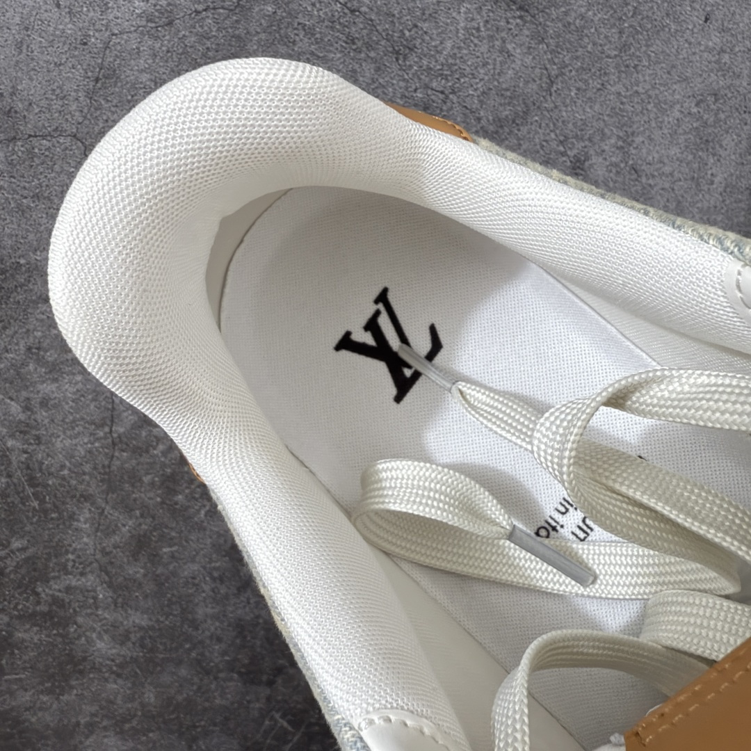 图片[8]-【佛山顶级超A版】Louis Vuitton LV Trainer系列 蓝牛仔 仓库现货 当天可取 私人订单 专柜混卖零售专供 所有配色均为购买原版复刻 整体版型 皮料 市场独一无二 后跟版型都可以自行对比[机智]吊打市场所有货 怒甩十条街，欢迎拿市场各大工厂的货来对比！ 鞋舌烫金超正 压印程度秒杀市面90%以上的高端货 新配色陆续开发出货 尺码：39-46-选品中心
