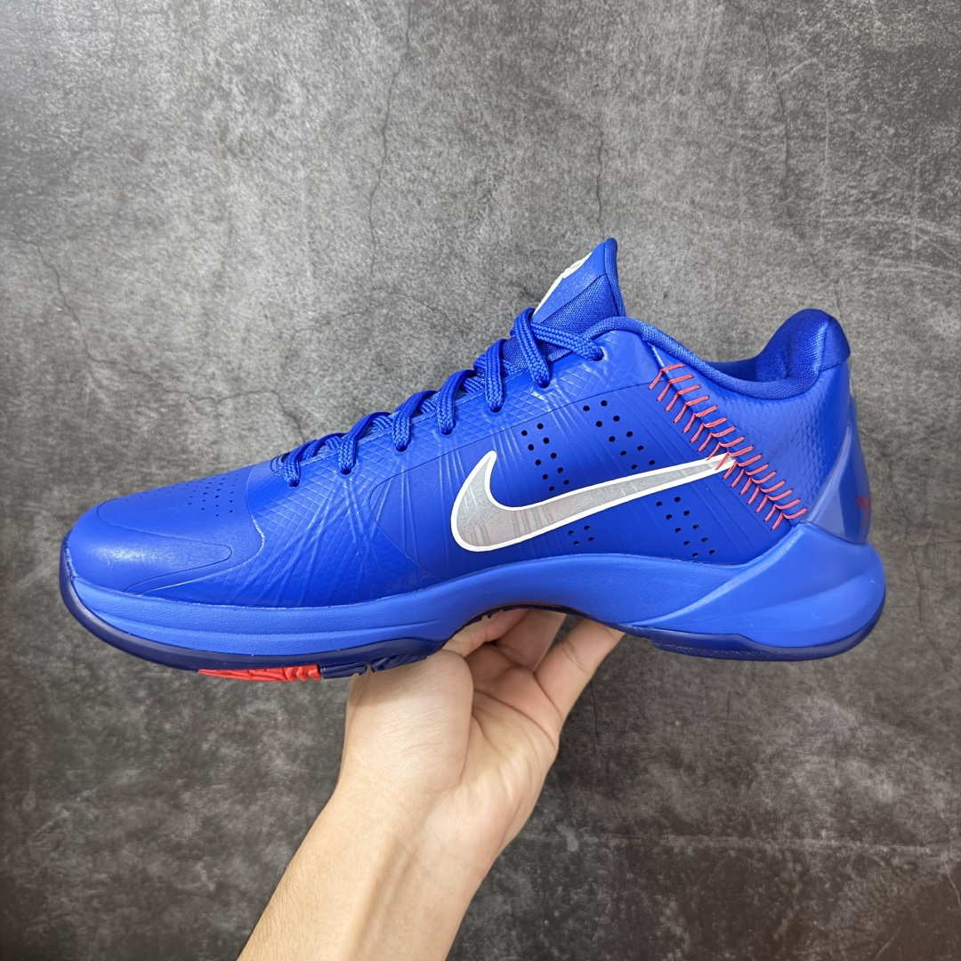 图片[2]-顶级纯原【GX绿x版本】NK Zoom Kobe V 科比5代复刻实战运动低帮文化篮球鞋 道奇蓝 IO6256-400 完美复刻公司 实战配置直接拉满 原楦纸板开发 鞋身流线型、后跟塑形 区分土肥圆 原厂针织鞋面一针一线匹配原版 全身鞋材卡料色独家定制 唯一万针立体刺绣SWOOSH 真实底模最大50.5 实战利器 专供海外市场 独立原厂模具 首批不拼图大几率过验 亲测已过 支持各种高强度实战 无需担心 补货周期极长 脚宽建议买大半码 科比系列前掌偏窄 支持七天无理由退换 尺码： 40 40.5 41 42 42.5 43 44 44.5 45 46 47.5 48.5 49 50.5-选品中心