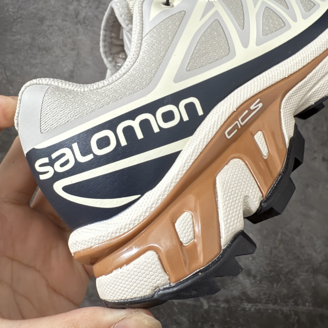 图片[3]-【OG高端礼盒版】SALOMON萨洛蒙 XT-6 舒适百搭 户外越野耐磨包裹性支撑 男女同款低帮跑步鞋 471366 全新品质 巅峰之作 所有配色均购物原版拆解1：1开发 原材料打造 非市场公版便宜货 私模大底 清洁度比市场所有版本都高 全套原纸板楦头开发 原厂网布配套 确保原汁原味 完美呈现版型 原档数据独家私模五层组合大底 原装Ortholite轻量化鞋垫 中底布带钢印编号 原厂TPU锁扣 进口港宝加持 后跟自然饱满 还原公司包裹性 鞋面采用SENSIFT贴合技术 全方位贴合包裹脚型 鞋跟部鞋底牵引设计 提供强大的抓地性能 更适应野外崎岖不平的道路 其3D ADVANCED CHASSIS底盘 材料轻量大化 钉齿设计更具稳定性 防护性 鞋底易磨损区运用CONTAGRIP高耐磨材料 应对城市硬质路面长距离跑考验 尺码：36 36.5 37.5 38 38.5 39 40 40.5 41 42 42.5 43 44 45 46-选品中心