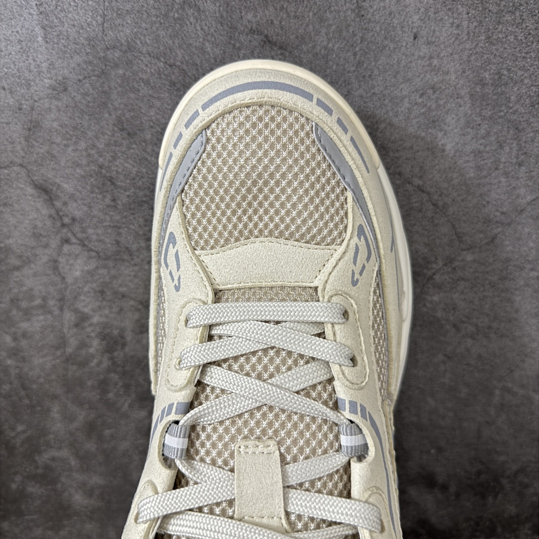 图片[5]-【莞顶礼盒】Lv Tatic Runner Tatic Runner系列厚底老爹鞋，是品牌近年推出的复古运动风鞋款，主打街头潮流与日常穿搭结合的风格。鞋身侧面带有醒目的字母标识，后跟处印有\”VUITTON\”字样，辨识度拉满。采用锯齿状防滑橡胶大底，搭配加厚中底，自带增高效果的同时，也提供了优秀的抓地力和缓震性能，适配日常通勤、城市漫步等多种场景！ ■面料： 原版进口绒面皮革＋透气网眼 ■内里：原版定制透气网里 ■鞋底：原版开模双色TPU组合底 ■底厚：5CM ■尺码：38-45-选品中心