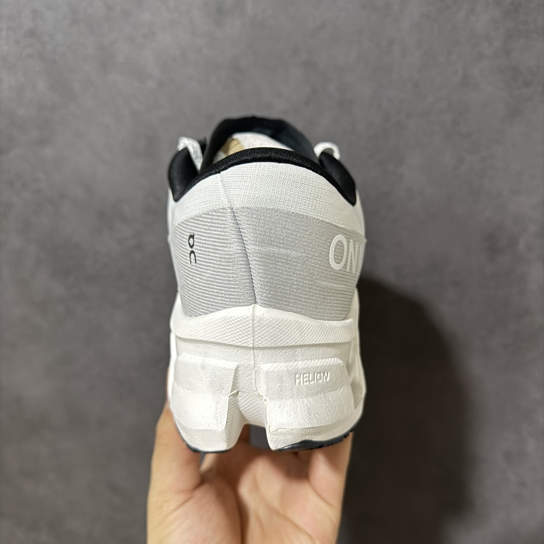 图片[4]-【公司级】On昂跑 Cloudmonster 小怪兽3 舒适防滑耐磨 休闲运动跑鞋 该款 Cloudmonster 的与众不同的全新“趣怪”风格，显而易见！延续怪兽级性能依旧搭载了大体积的 Cloud Tec 鞋底科技的性能更明显的摇椅圆弧轮廓让步代轻松发挥迈进地淋漓尽致，带来更强的回弹感！更好地推进你向前的每一步，尽享舒适度，由再生材质打造的柔软鞋垫和鞋面确保出色的透气性，将舒适度提升至新高，为你跑完轻松的5公里或费力的20公里提供理想助力，怪兽般的外形和妙趣的畅跑背后是强大的性能表现！ 货号：3MG10051200 尺码：36-46带半码-选品中心