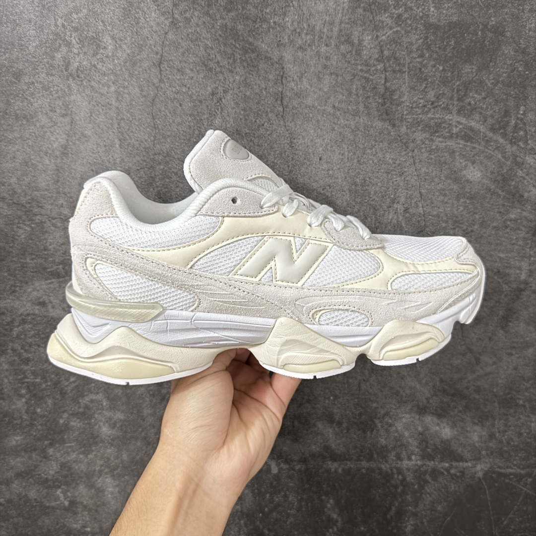 【纯原版】 New Balance NB9060 联名款 复古休闲运动慢跑鞋 U90606LQ 全套原楦原纸板原厂数据开发 进口三明治网面 原装进口翻毛皮料正确绒感卡色 正确中底拉帮中底网布细节 原厂标裁 带紫光防伪 定制后跟透明水晶模块 冲裁组合 大底贴合程度胶水上色把控完美 整洁度挑战全网艺术家 多道序QC把关品质完善 匠心打造 耗时两个月开发完成 工艺极其复杂难度可想而知 新开独立私模大底 全网唯一正确六层组合大底 高端零售专供产物 尺码：36-46.5-选品中心