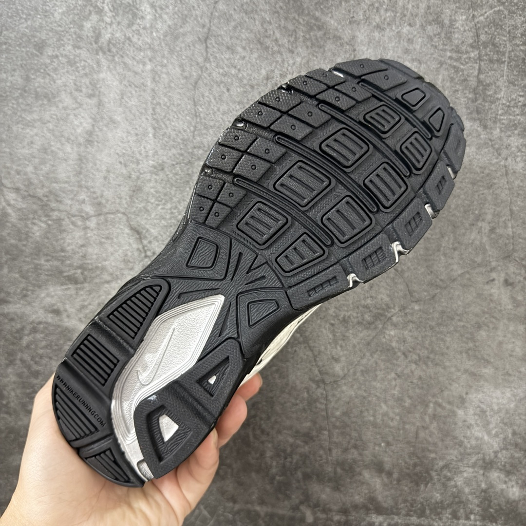 图片[9]-【公司级】Nike WMNS NIKE INITIAOR 复古单品 专为实现舒适畅跑而打造，Nike lnitiator跑步鞋采用透气鞋面，巧搭轻量中底，提供轻盈减震防护效果动态支撑减震防滑耐磨透气 低帮 休闲跑步鞋 货号：394055-001 尺码：36 36.5 37.5 38 38.5 39 40 40.5 41 42 42.5 43 44 45-选品中心