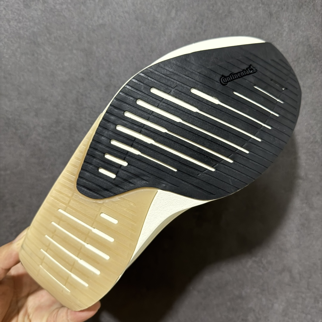图片[9]-【公司级】AD ADIZERO EVO SL 2 阿迪超轻透气缓震跑鞋 以令人难以置信的138克重量，刷新了跑鞋轻量化的记录，阿迪在材料科学和工艺技术上的深厚积累。 全新鞋款采用Lightweight Upper材料，让穿着者几乎能够体验到一种\”裸足\”的感觉 货号：SL2602 尺码：36-45带半码-选品中心