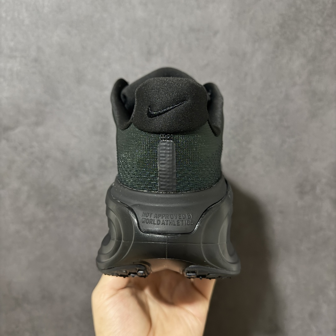 图片[4]-【公司级】Nike VOMERO PREMIUM 耐克 舒适减震防滑 低帮跑步鞋 全掌ReactX泡绵中底 前掌和后跟还配备了Air Zoom气垫单元 据说跑起来更快更舒适哦 这次最大的升级点 首次引入了ReactX泡绵 货号： IQ0627-001 尺码： 36 36.5 37.5 38 38.5 39 40 40.5 41 42 42.5 43 44 45 46 47.5-选品中心