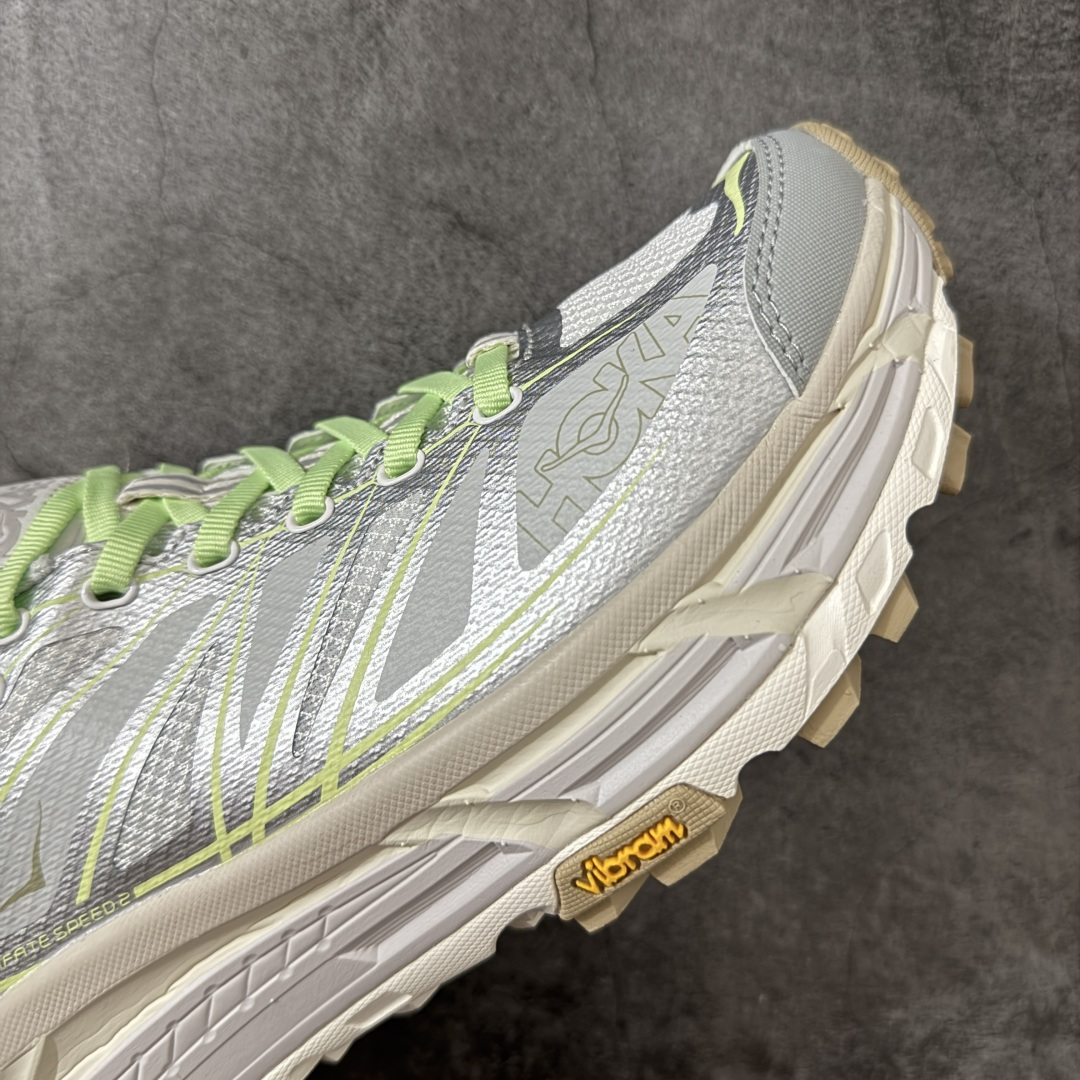 图片[6]-【纯原H版】HOKA ONE ONE Mafate Speed 2 Low 玛法特2代系列低帮轻量户外越野休闲运动慢跑鞋 正确组合底 市场顶级版本 上脚赞到报爆 轻盈舒适 鞋面采用超轻的无缝架构 轻薄的TPU贴在透气的鞋面材料上 减轻重量同时也保证了支撑性 鞋底采用滚动平衡技术 引导跑者回归自然步态 祖传的神奇EVA材质中底依旧是一如既往地表现优秀 能提供充足的缓震 作为HOKA家的越野跑鞋 VIBRAM 橡胶大底也是必不可少的 即便在复杂湿滑的地形 依旧能有良好的抓地力及稳定性 鞋带采用了弹性不易松脱的扁宽弹性鞋带 前掌与中掌部分也进行了加宽 也更加适合亚洲人的脚型 是一款十分全面且足够强悍的户外硬核越野鞋 日常搭配的话短裤是基本不挑 阔腿裤 工装裤以及各种长筒牛仔裤都可以 尺码：36 36.5 37.5 38 38.5 39 40 40.5 41 42 42.5 43 44 44.5 45-选品中心