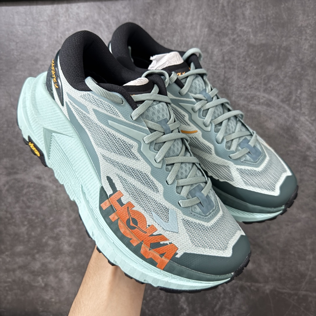 【纯原H版】HOKA ONE ONE Mafate X 时尚舒适 休闲跑步鞋 男女同款 玛法特 适百搭防滑耐磨低帮生活休闲鞋 知名纯原大厂出品 细节对版1比1 脚感同步原版 市场最高版本 HOKA ONE ONE是来自美国的跑步鞋知名品牌，创立于2009年，始终致力于为所有跑者提供更新、更好的跑步装备。相比常规跑鞋，HOKA ONE ONE特别研发使用性能独特的几何形跑鞋中底，此种鞋底更厚、更高、回弹性也更好，除了卓越的缓冲性能，它还能內各种阶段的跑者带来更具动感、更加稳定的跑步体验。HOKAONE ONE从设计之初就清楚意识到，要保证跑者步幅的均匀一致，双脚自然而然的运动至关重要。 尺码：36 36.5 37.5 38 38.5 39 40 40.5 41 42 42.5 43 44 44.5 45-选品中心