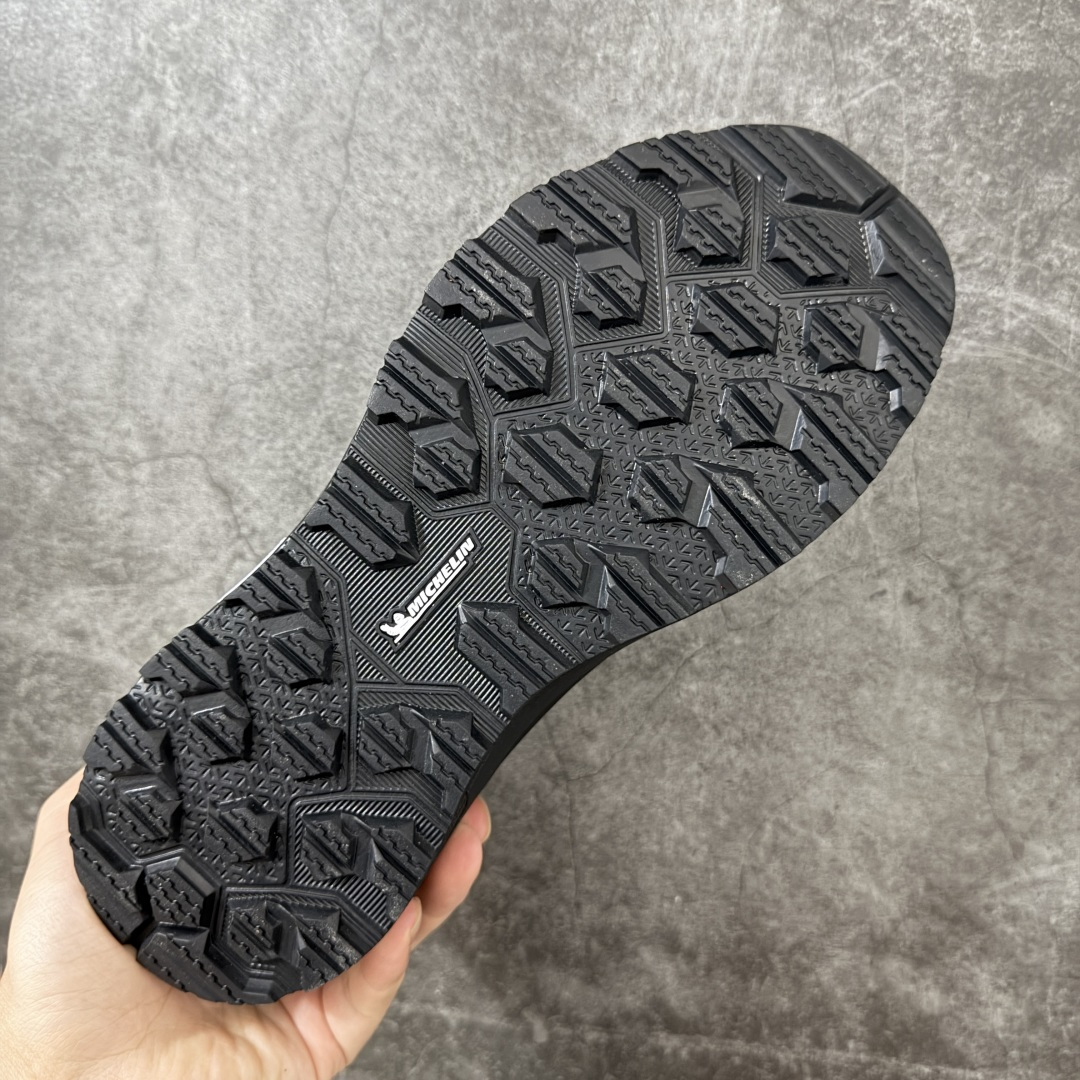 图片[9]-【公司级】迪桑特DESCENTE PRIMER SLIP ON 都市通勤 低帮休闲鞋 鞋面采用KPU材质 耐用的同时提升防护性与整体质感 厚中底兼具缓震与轻质特性 带来舒适脚感的同时实现适度增高 米其林外底增强抓地力 应对冬季复杂路况 贴合脚型 轻松搭配不同穿搭风格 平衡实用功能与穿搭需求 适配日常通勤场景 货号：D6231DSN36 尺码： 36 36.5 37 38 38.5 39 40 40.5 41 42 42.5 43 44 45-选品中心