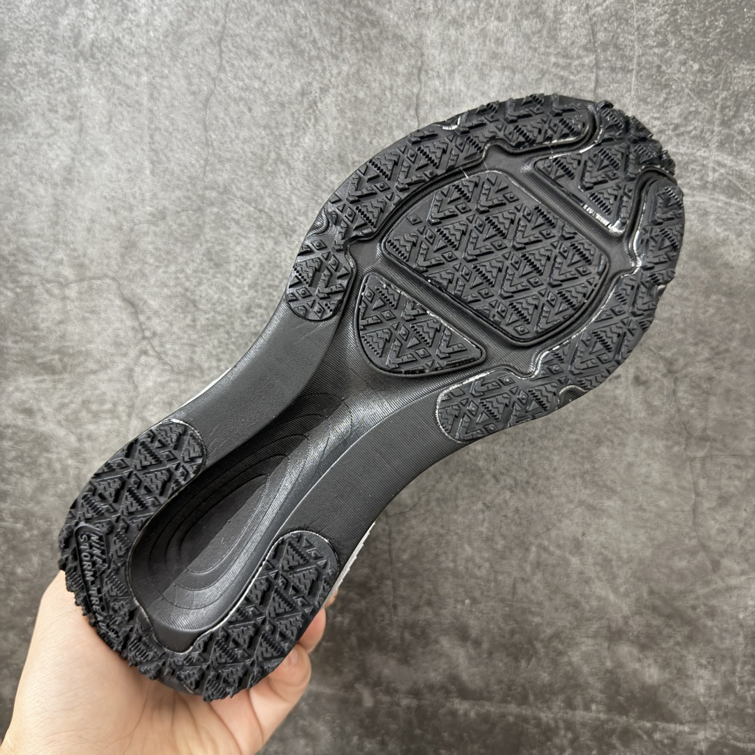 图片[9]-【纯原组合底】Nike VOMERO 18 GTX 耐克 舒适减震防滑 低帮跑步鞋 正确组合大底 正确真正gtx防水鞋面 全掌ReactX泡绵中底 前掌和后跟还配备了Air Zoom气垫单元 据说跑起来更快更舒适哦 这次最大的升级点 首次引入了ReactX泡绵 货号：HQE98-629 尺码：35.5 36 36.5 37.5 38 38.5 39 40 40.5 41 42 42.5 43 44 45 编码：WEB240250-选品中心