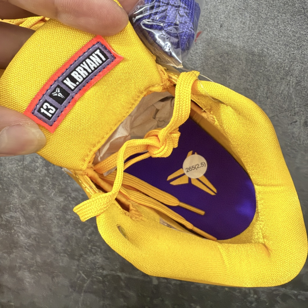 图片[7]-【S2版本】科比4代黄蓝 湖人 Nike Zoom Kobe 4 Protro「Draft Day」Pack盲盒确认款 篮球鞋 货号：IV6585-900 Zoom Turbo气垫➕后掌EVA缓震 实战配置直接拉满 原楦纸板开发 鞋身流线型、后跟塑形 区分土肥圆 原档数据3D打印 鞋面细节匹配原版 全身鞋材卡料色独家定制 唯一正确喷漆SWOOSH NK专利Flyknit飞线科技，给予鞋身足够抗扭矩力 真实底模最大48.5 实战利器 专供海外市场 尺码：40 40.5 41 42 42.5 43 44 44.5 45 46 47.5 48.5 （脚宽、脚胖 建议买大半码）-选品中心