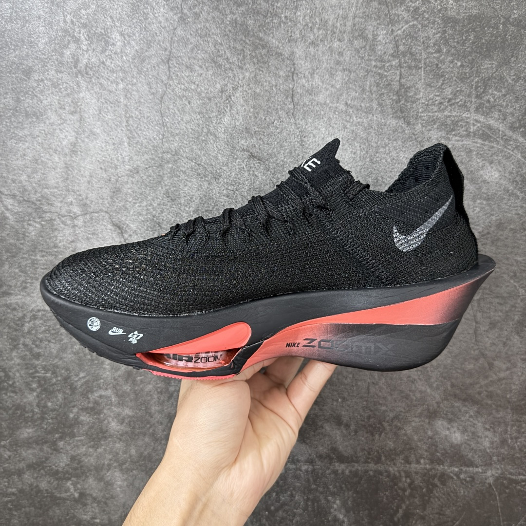 图片[2]-【碳科技纯原】Nk Zoom AlphaFly Next% 4 阿尔法飞行4代 2025年全新超级马拉松全掌碳板跑鞋 IR1996-001  市场顶级版本 跑鞋第一梯队 专业跑鞋‼️ 原标原盒 全掌真碳版 真Zoom X气垫 配件齐 有配正确配套防尘布袋 真材实料 假一赔十‼️ 正确大底刷漆（鞋底部分黑色刷漆有裂纹） 鞋款搭载两个Airzoom缓震配置，全掌型碳纤维板，缔造出色推进感；中底ZoomX 泡绵从后跟延伸至鞋头，超强回弹性 💪🏻 空气动力学造型则依然保留。前掌采用镂空设计，让鞋底的碳板配置得以可视化 造型更具未来感。   尺码：36 36.5 37.5 38 38.5 39 40 40.5 41 42 42.5 43 44 44.5 45-选品中心