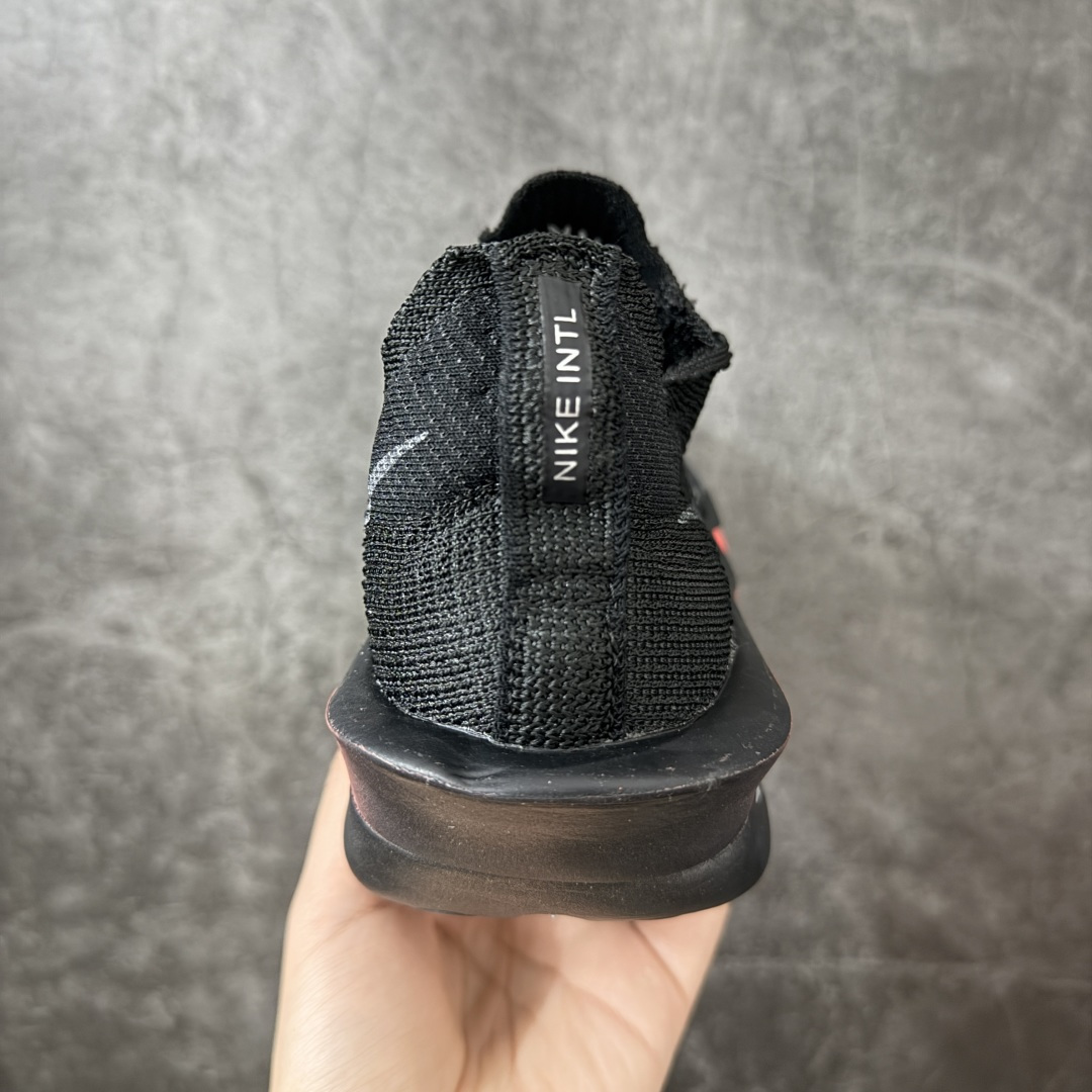 图片[4]-【碳科技纯原】Nk Zoom AlphaFly Next% 4 阿尔法飞行4代 2025年全新超级马拉松全掌碳板跑鞋 IR1996-001  市场顶级版本 跑鞋第一梯队 专业跑鞋‼️ 原标原盒 全掌真碳版 真Zoom X气垫 配件齐 有配正确配套防尘布袋 真材实料 假一赔十‼️ 正确大底刷漆（鞋底部分黑色刷漆有裂纹） 鞋款搭载两个Airzoom缓震配置，全掌型碳纤维板，缔造出色推进感；中底ZoomX 泡绵从后跟延伸至鞋头，超强回弹性 💪🏻 空气动力学造型则依然保留。前掌采用镂空设计，让鞋底的碳板配置得以可视化 造型更具未来感。   尺码：36 36.5 37.5 38 38.5 39 40 40.5 41 42 42.5 43 44 44.5 45-选品中心