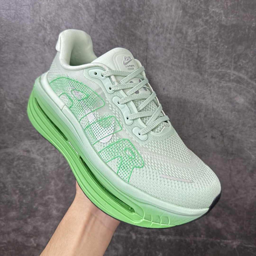 图片[3]-【公司级】Nike VOMERO PREMIUM 耐克 舒适减震防滑 低帮跑步鞋 全掌ReactX泡绵中底 前掌和后跟还配备了Air Zoom气垫单元 据说跑起来更快更舒适哦 这次最大的升级点 首次引入了ReactX泡绵 货号：HM5973-302 尺码：36 36.5 37.5 38 38.5 39 40 40.5 41 42 42.5 43 44 45 46-选品中心