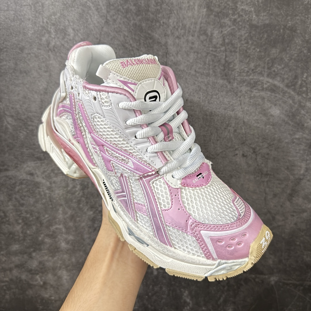 图片[3]-【公司级H版】BALENCIAGA Runner 巴黎世家七代 黑白色 此系列是通过溢胶、做旧、缝线等细节 展示了设计师 Demna 的运动鞋风格 用一双「旧鞋」传递复古感 后侧板、翘起的鞋头 则展示了 Demna 在结构上的未来构想 原装大盒从里到外一切百分百还原官方配置 顶级专供碾压一切版本 尺码：35 36 37 38 39 40 41-选品中心