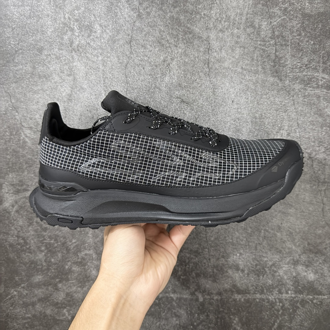 【公司级】可隆KOLON SPORT Egg Lite Dyneema 防撕舒适百搭 低帮 徒步鞋 男女同款 户外机能风的日常通勤款，通勤、周末轻徒步、咖啡馆都合适，搭工装裤+机能马甲就是轻户外look，用户反馈上脚轻快支撑感好，走一天也不累脚，春夏秋三季轻装出行很安逸。 尺码：40 40.5 41 42 42.5 43 44 45-选品中心