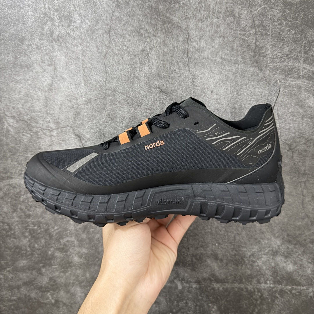 图片[2]-【AY纯原】ZEGNA x NORDA 001 M 杰尼亚 诺达 徒步山地碎石路 越野跑鞋系列！ 全新版本 大厂纯原 NORDA史上最轻量的越野竞速鞋款 Bio-Dyneema生物基纤维鞋面防撕耐磨且疏水，竞速场景减负显著。Vibram Megagrip Elite 超轻竞速大底提供顶级抓地力。100%Arnitel TPEE中底高回弹缓震，长距离脚感持续有力。偏宽鞋楦设计，适配正常足宽. 越野跑休闲跑步最佳选择。 尺码：36-46-选品中心